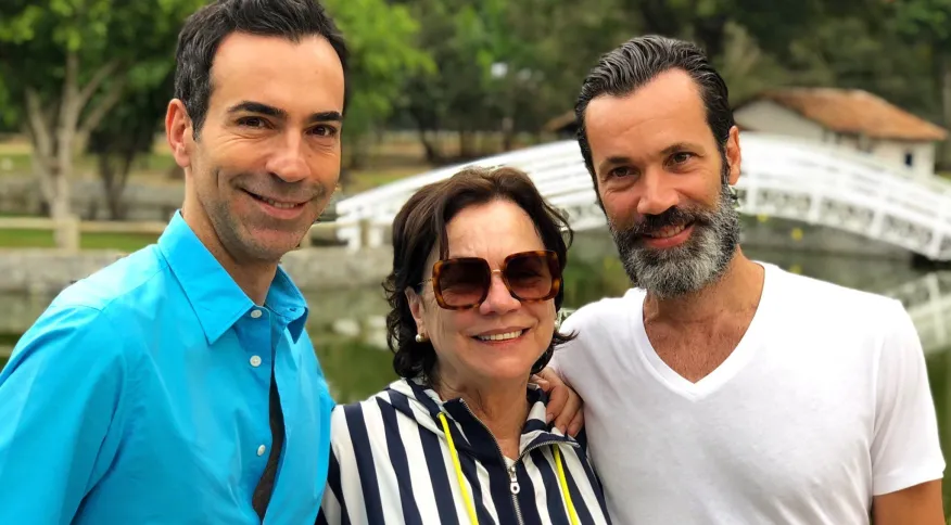 Mãe do jornalista César Tralli morre em queda de avião