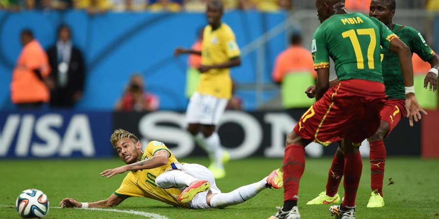 Camarões volta a atravessar o caminho do Brasil em uma Copa