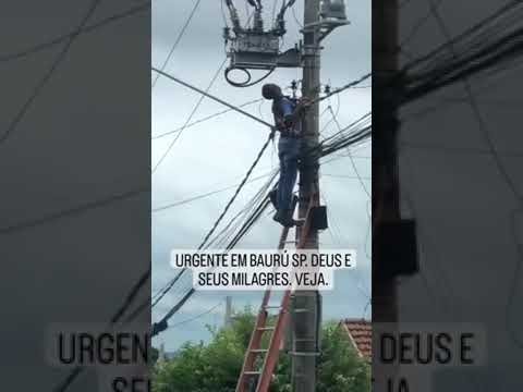 SP: Homem ‘pega fogo’ após choque em poste, se solta de rede e sobrevive