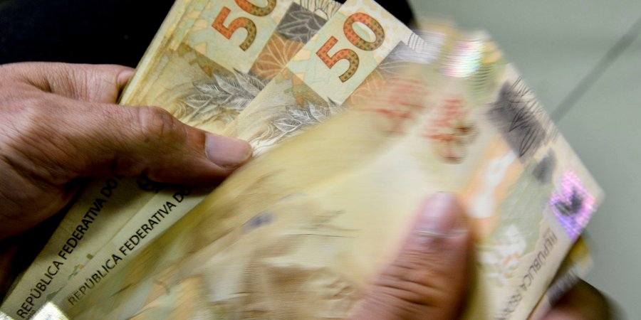 Governo cria grupo de trabalho para valorização do salário mínimo