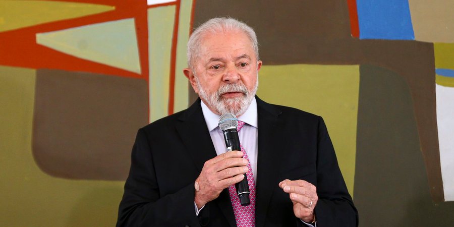 Lula diz que democracia é o patrimônio mais precioso da população
