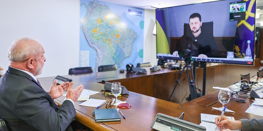 Lula conversa com Zelensky sobre guerra na Ucrânia