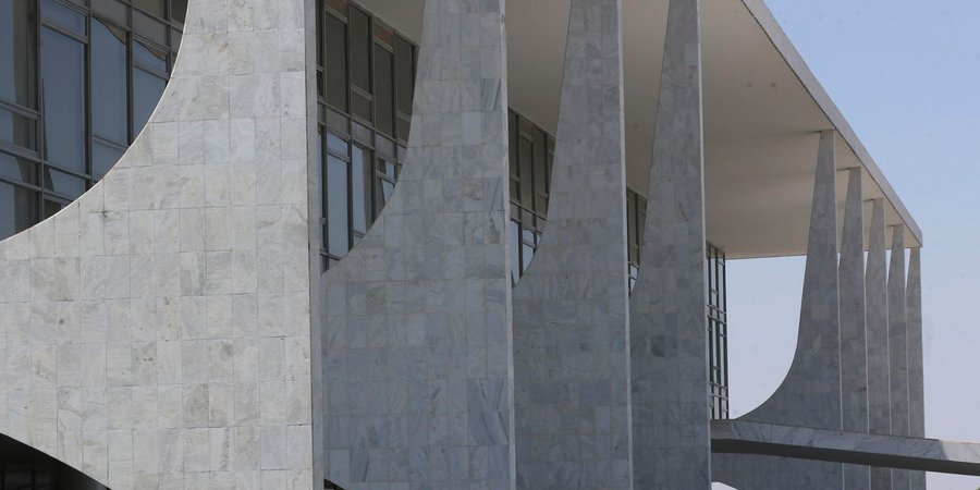 Governo exclui EBC, Correios, Serpro e outras estatais de privatização