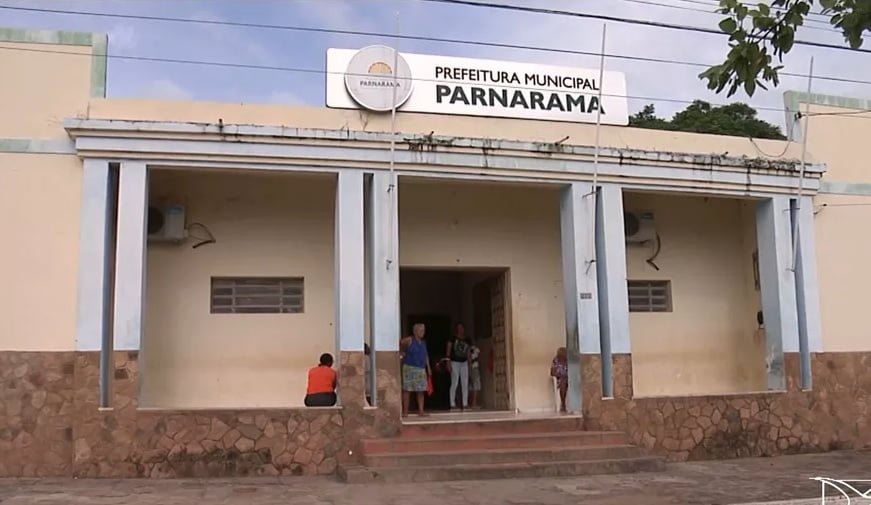 Prefeitura de Parnarama adere à paralisação municipalista nacional em virtude da queda do repasse do FPM e decreta ponto facultativo
