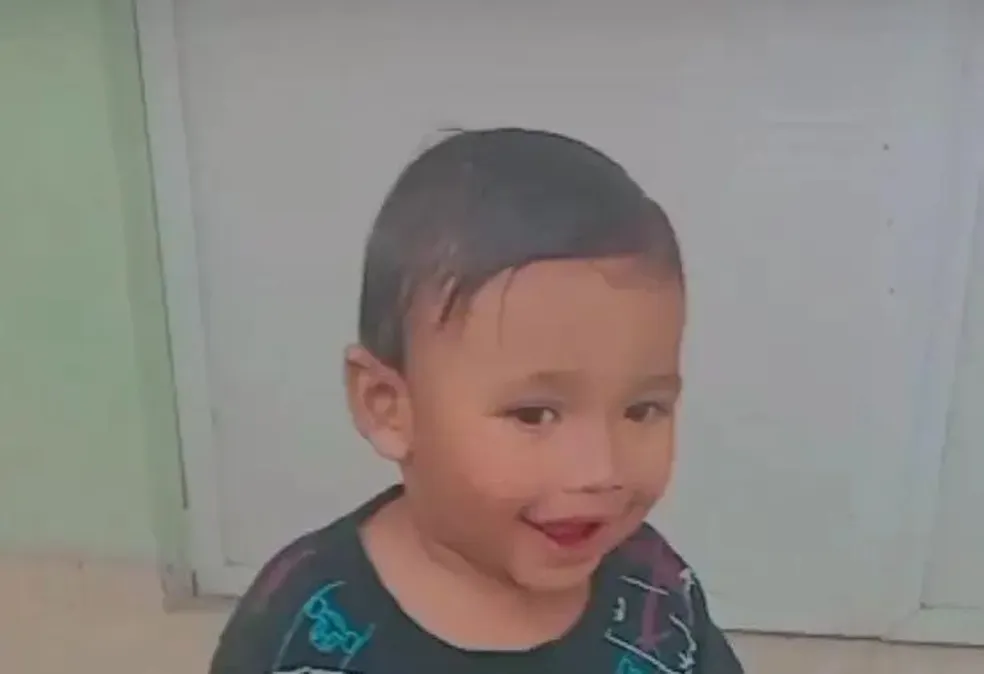 Bebê de 1 ano morre após ser atingido por mesa de mármore