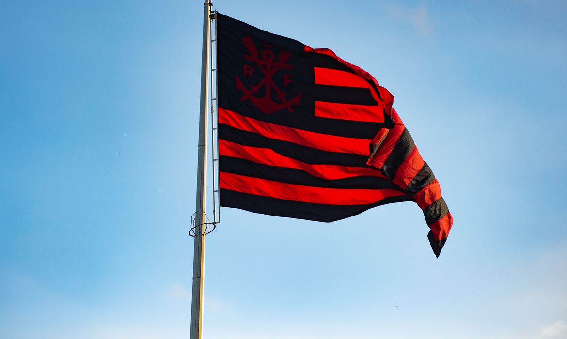 Argentino deu tchau para o Inter e vai assinar com o Flamengo