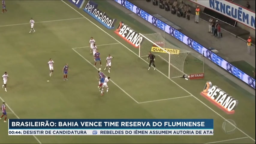 Bahia vence o Fluminense reserva e se afasta da zona de rebaixamento do Brasileirão