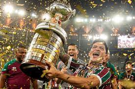 Fluminense derrota Boca Juniors na garra e fatura 1ª taça Libertadores