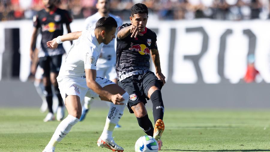 Bragantino chega com o pé na porta e faz proposta por reforço aguardado no Corinthians