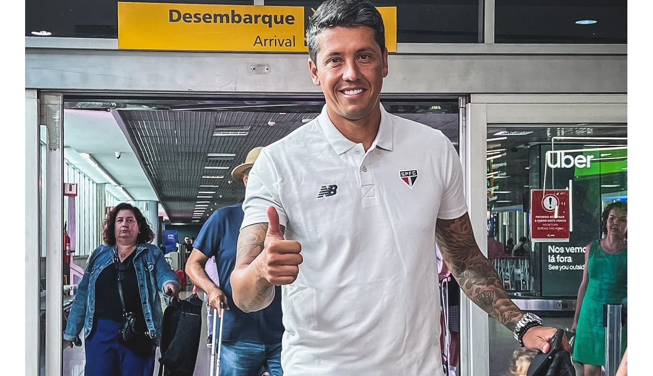 Dois jogadores podem ser confirmados no São Paulo após a chegada de Carpini