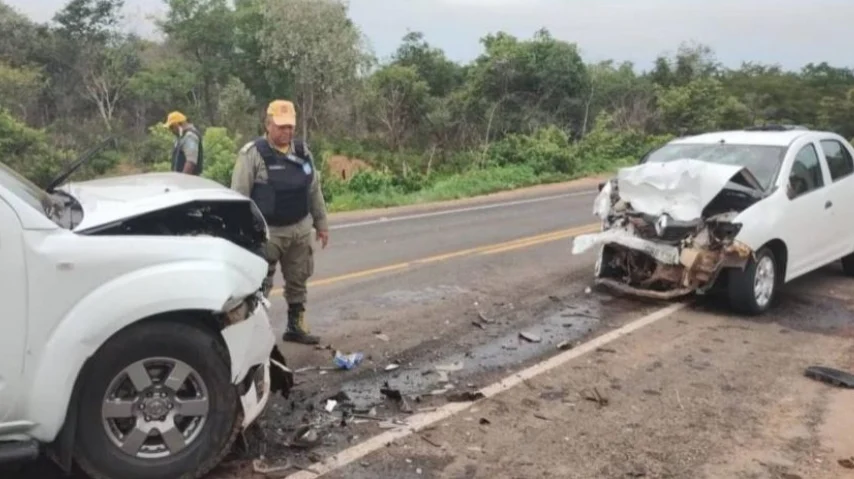 Duas pessoas morrem em grave acidente na PI-130 entre Nazária e Teresina