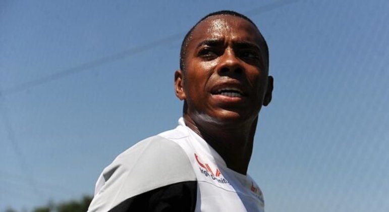 Condenado por estupro, Robinho se considera vítima de racismo – Esportes