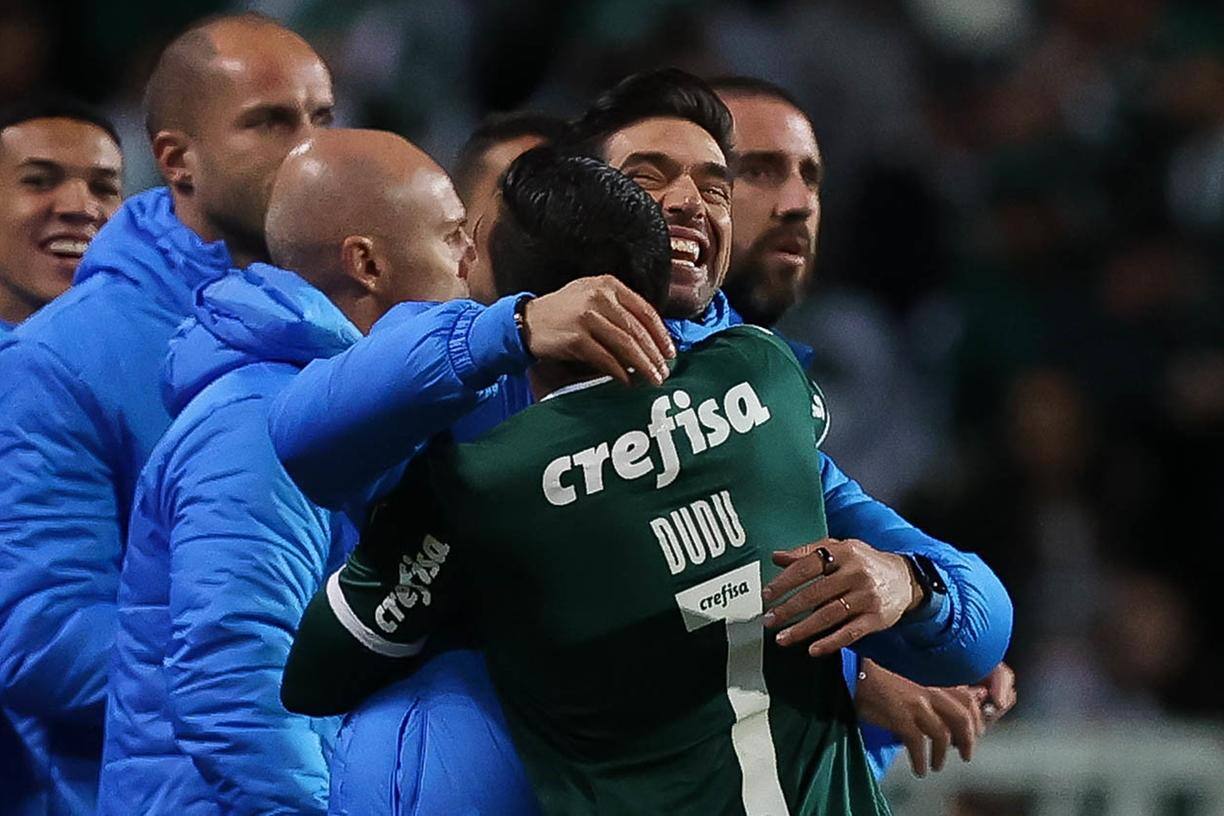 Quentinha sobre Dudu estoura e Abel Ferreira pula de alegria