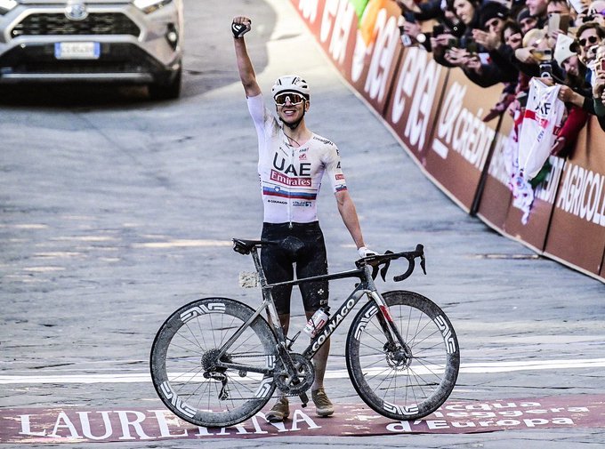 Tadej Pogacar dá show na Toscana, Confira os resultados e assista a chegada
