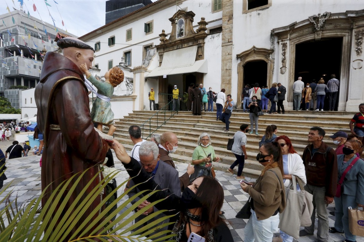 Dia de Santo Antônio tem simpatias para casamento, curiosidades e muita história; saiba como celebrar o 13 de junho