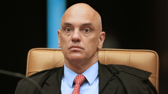 Moraes contesta uso de liberdade de expressão como espaço para agressões em julgamento de redes