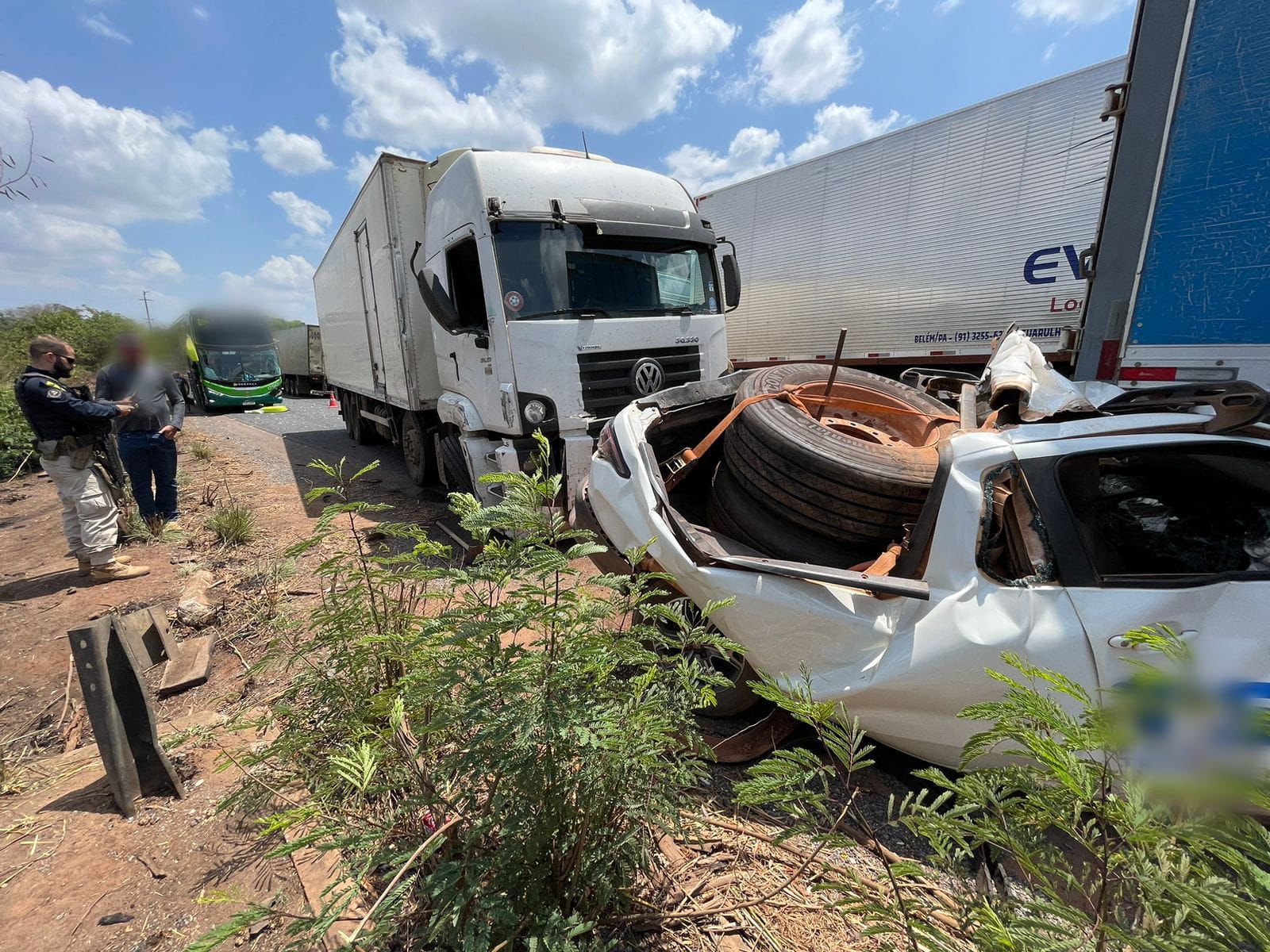 Motorista provoca engavetamento na BR-010 após dirigir por 24h sem parar