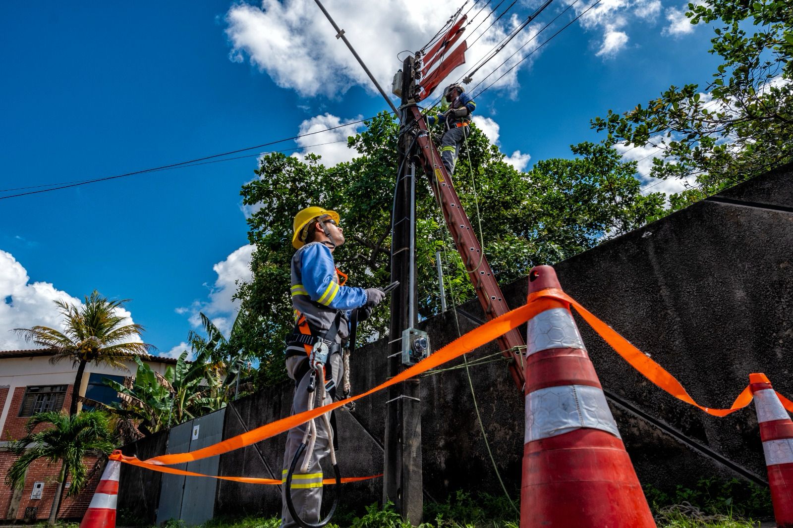 Dia do eletricista: profissional conta história de dedicação e orgulho pela profissão