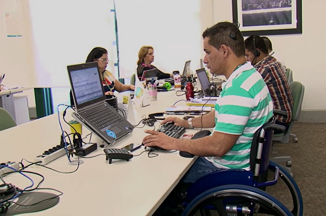 Empresa em São Luís abre vaga em Call Center para Pessoas com Deficiência