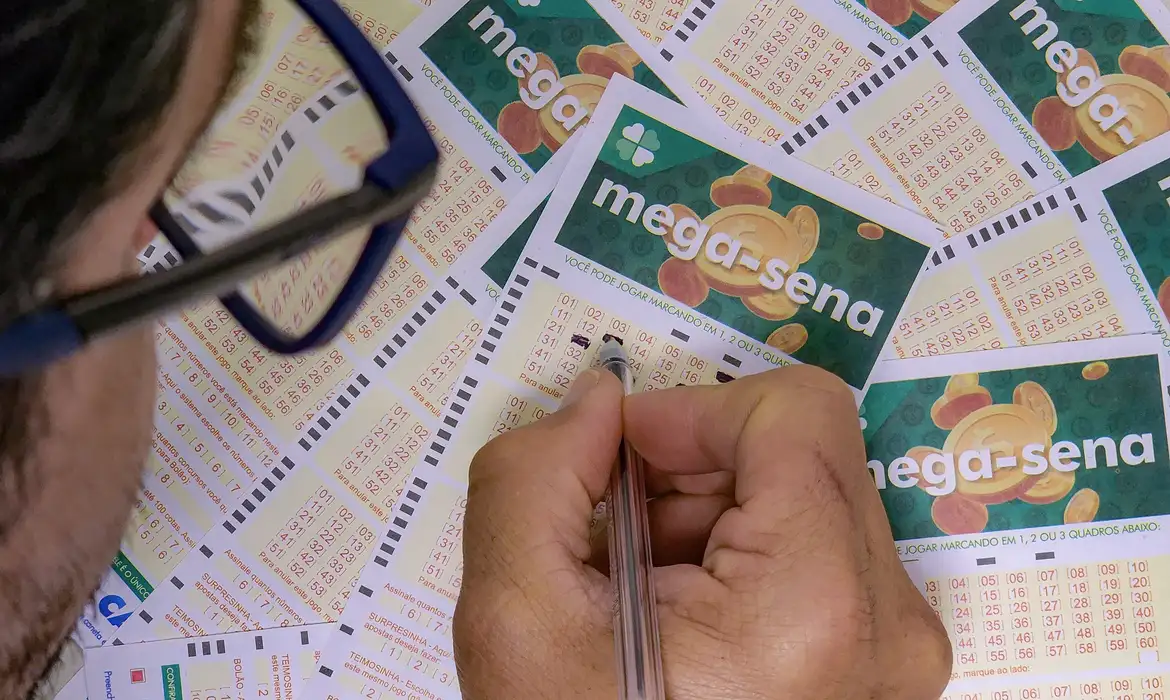 Mega-Sena: 17 apostas feitas no Piauí acertam a quadra