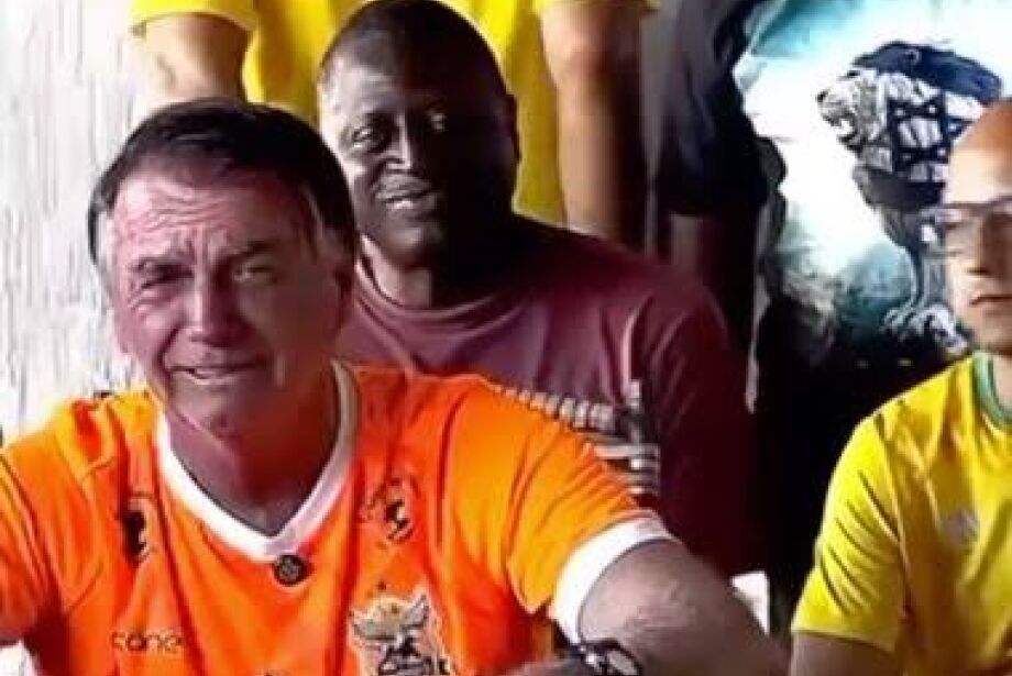 Bolsonaro chama mulheres petistas de &#8216;feias&#8217; e &#8216;incomíveis&#8217;; veja o vídeo