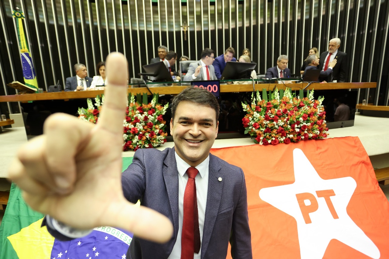 Deputado Rubens Júnior toma posse na Direção Nacional do PT e fortalece presença do Maranhão na cúpula do partido