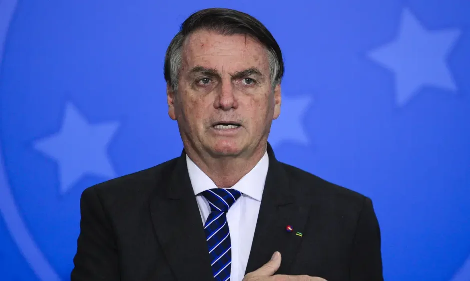 Bolsonaro é condenado a pagar indenização de R$ 1 milhão por falas racistas