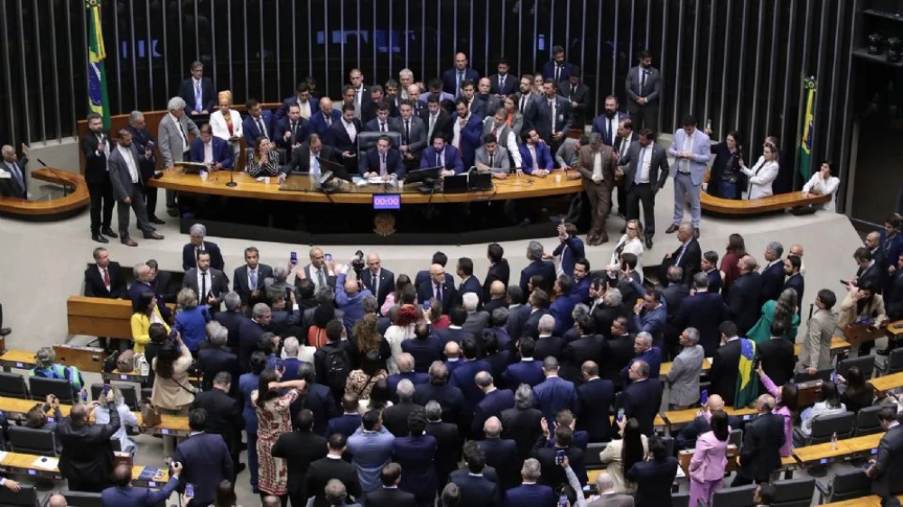 Câmara aprova urgência do PL da Anistia, mas Bolsonaro e condenados por golpe ficam de fora