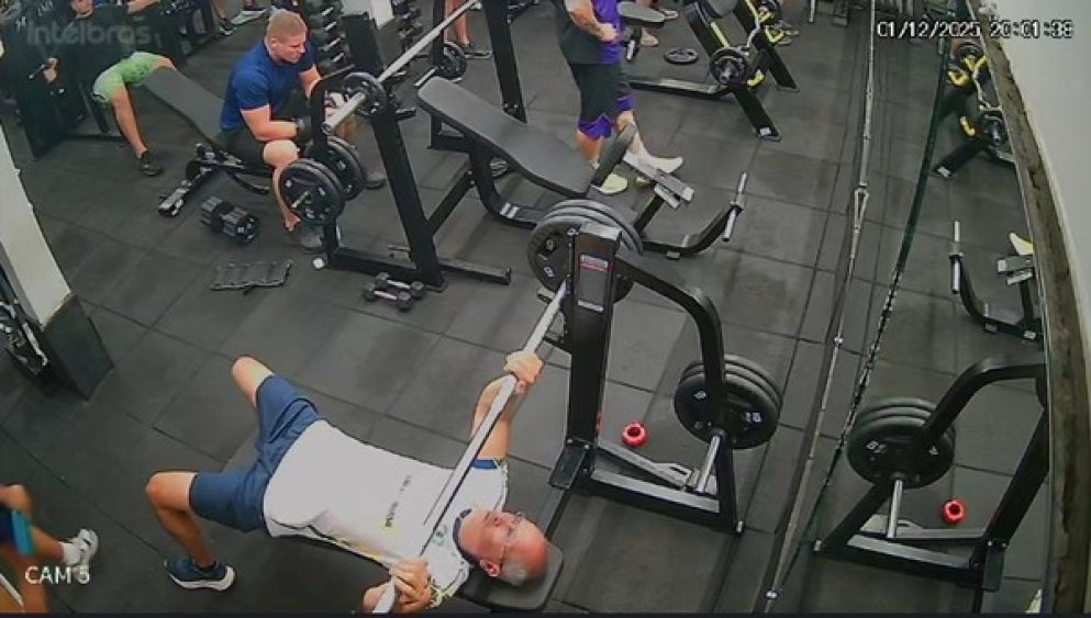 Homem morre após barra de ferro cair sobre o peito em academia de Olinda