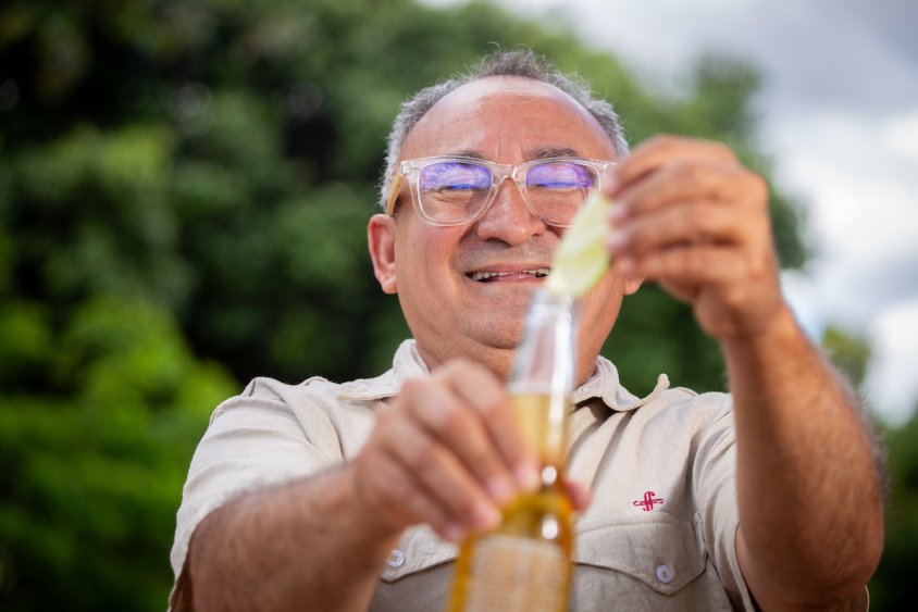 Joel Divo é convidado para a Espiadinha do BBB 26