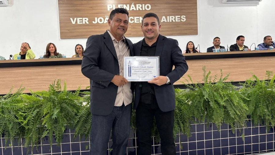 Vereador de Matões, Naldo Filó recebe Título de Cidadão Buriti-bravense