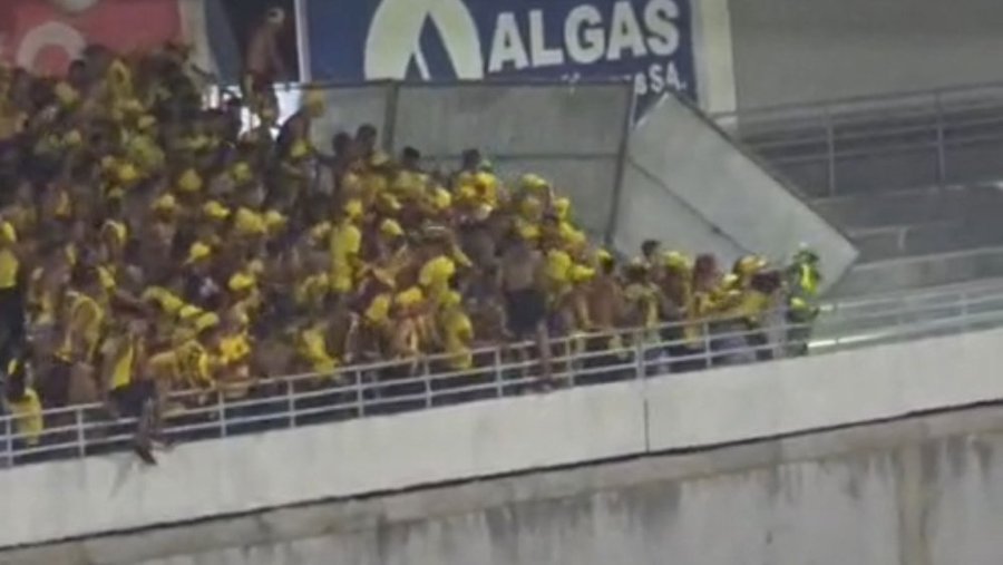 Torcedores do Sport se envolvem em confusão com a Polícia Militar no estádio Rei Pelé